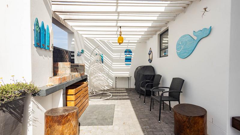 3 Bedroom Property for Sale in Sandy Point Western Cape